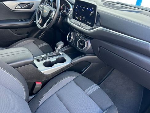 Used 2025 Chevrolet Blazer LT AWD/4WD image 13