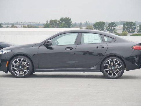 Used 2026 BMW 228i w/ Premium Package FWD image 4