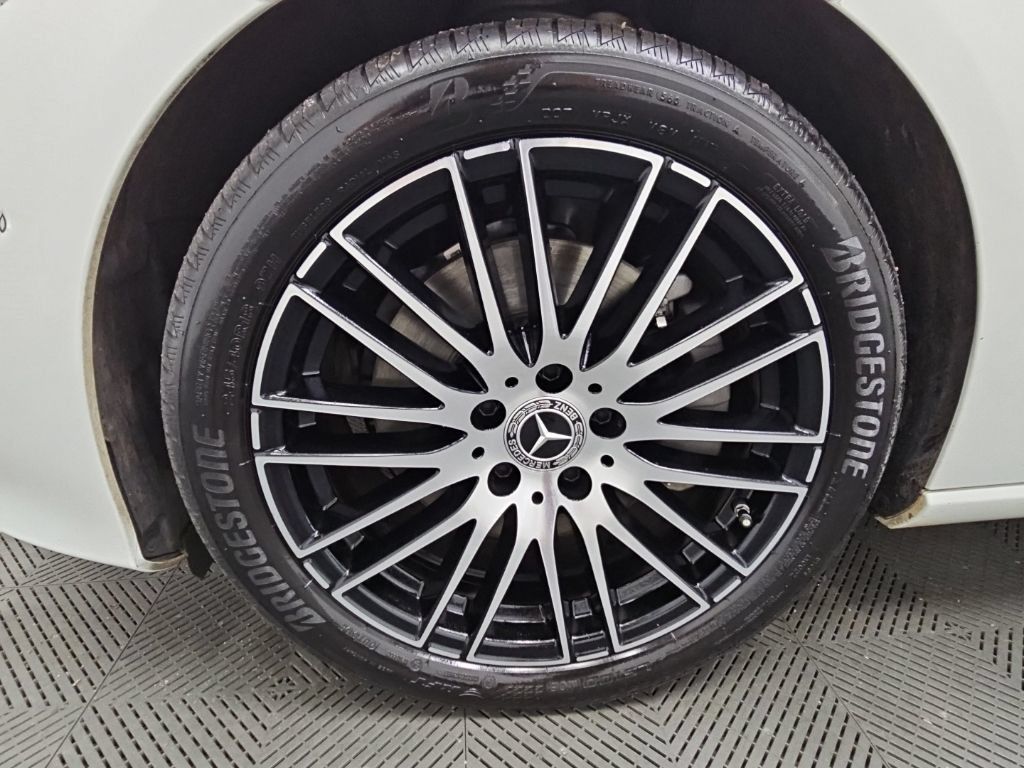 Used 2024 Mercedes-Benz C 300 Sedan image 46