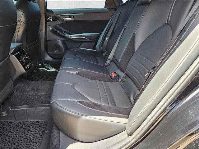 Used 2022 Toyota Avalon Touring w/ Advanced Safety Package FWD image 17