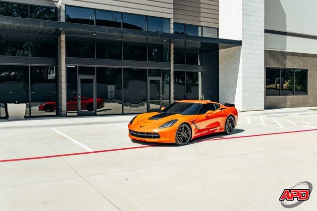 Used 2019 Chevrolet Corvette Stingray Coupe w/ Carbon Flash Badge Package RWD image 36