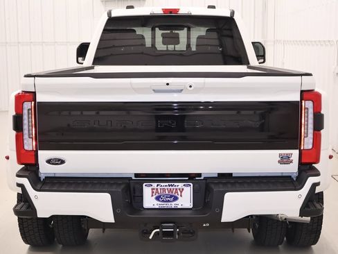 New 2026 Ford F450 Platinum w/ FX4 Off-Road Package AWD/4WD image 8
