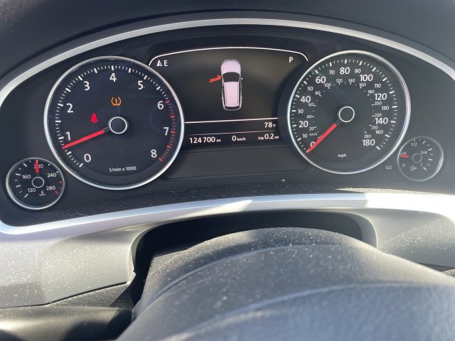 Used 2014 Volkswagen Touareg VR6 AWD/4WD image 12