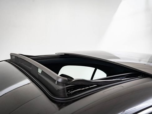 Certified 2025 Mercedes-Benz CLA 250 4MATIC image 14