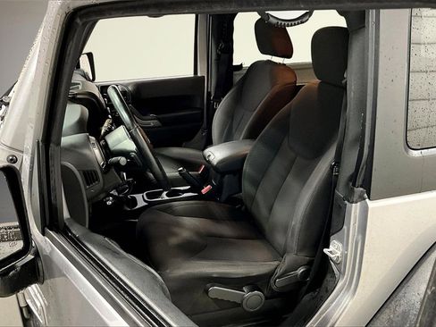 Used 2017 Jeep Wrangler Sport image 19