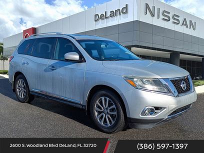 Used 2016 Nissan Pathfinder SL w/ SL Premium Package