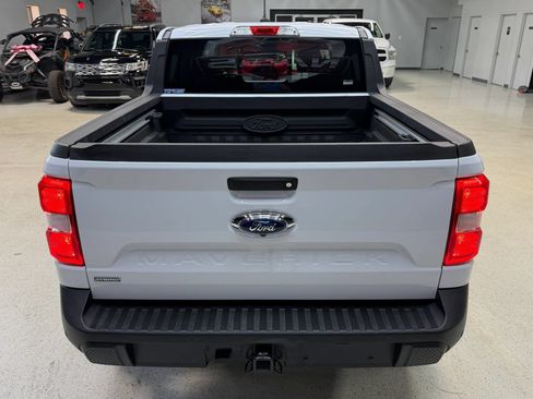 Used 2023 Ford Maverick Lariat w/ Lariat Luxury Package FWD image 16