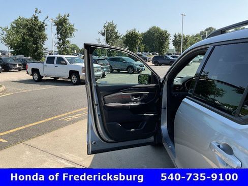 Used 2026 Honda Pilot Black Edition image 17