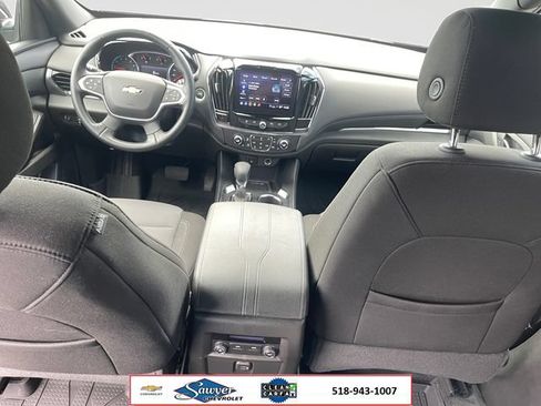 Used 2023 Chevrolet Traverse LT w/ LPO, Floor Liner Package AWD/4WD image 15