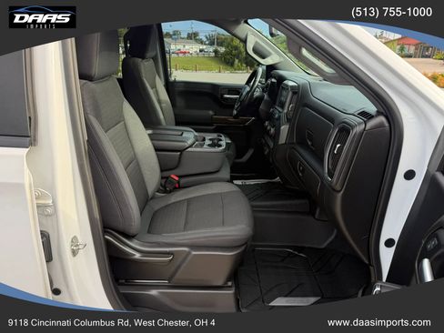 Used 2019 Chevrolet Silverado 1500 RST AWD/4WD image 37