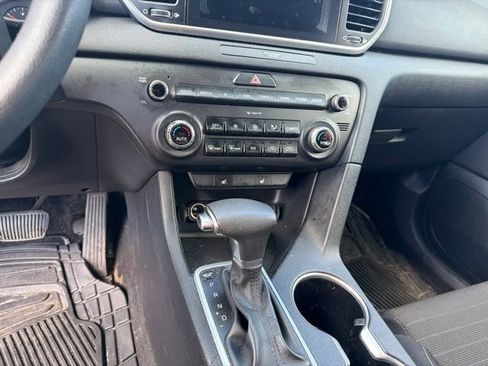 Used 2020 Kia Sportage LX w/ LX Popular Package AWD/4WD image 19
