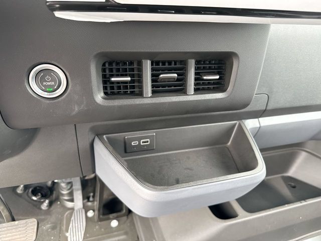 Used 2024 Chevrolet Brightdrop 400 w/ Commercial Equipment Package AWD/4WD image 36