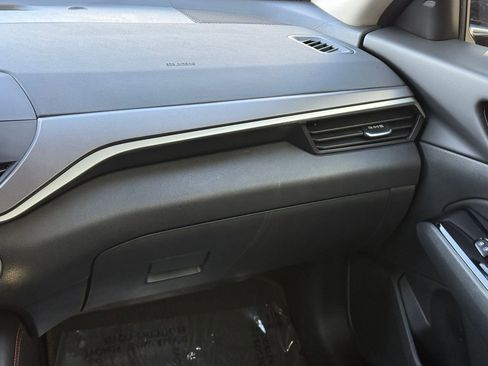 Used 2024 Nissan Altima 2.5 SR image 14