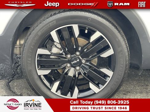 Used 2024 Kia Telluride SX Prestige image 11