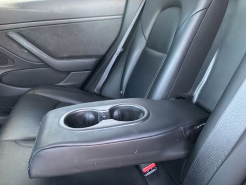 Used 2018 Tesla Model 3 Long Range image 11