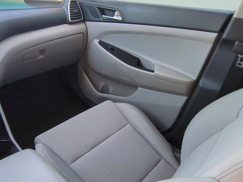 Used 2020 Hyundai Tucson SEL w/ Cargo Package image 16