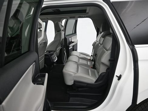 Certified 2025 Ford Expedition Max Active RWD image 19