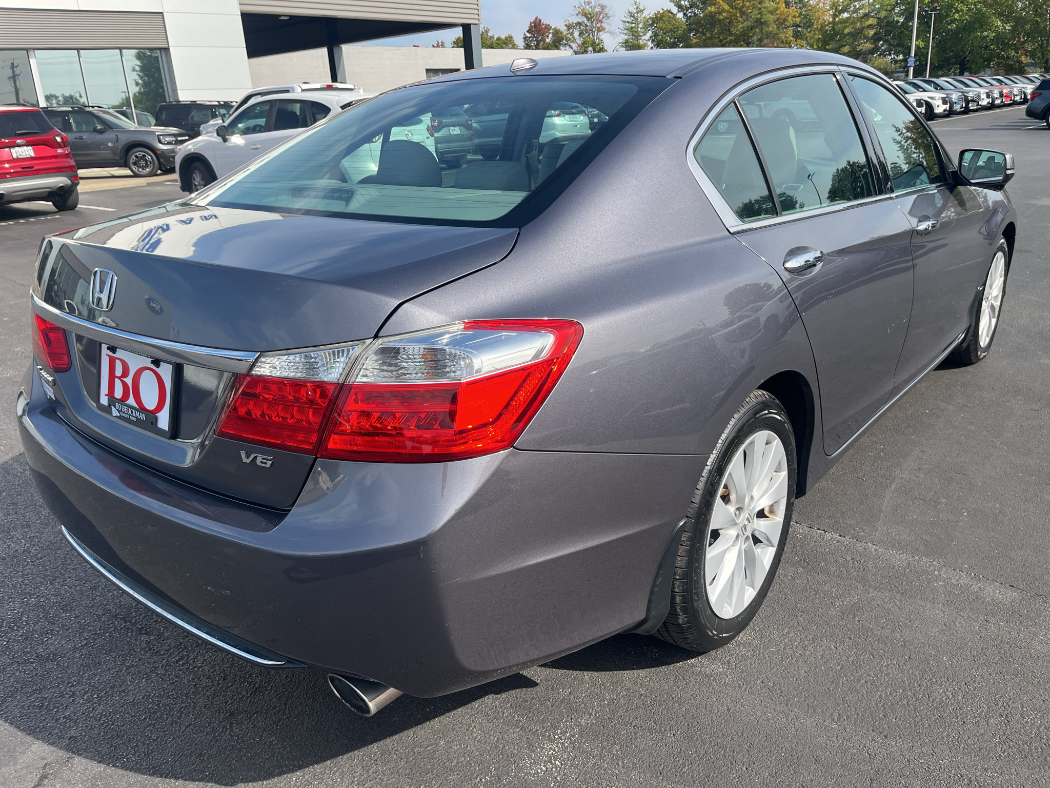 Used 2015 Honda Accord EX-L image 10