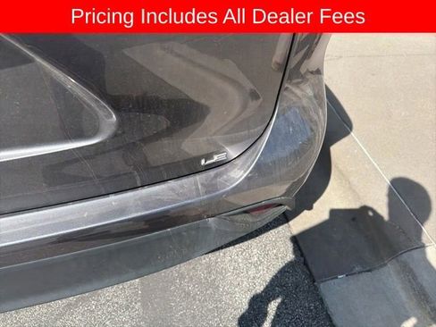 Used 2023 Toyota Highlander LE FWD image 20