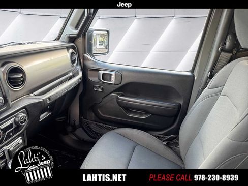 Certified 2020 Jeep Wrangler Unlimited Sport S AWD/4WD image 14