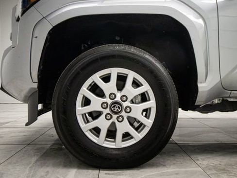 Used 2024 Toyota Tacoma SR5 image 31