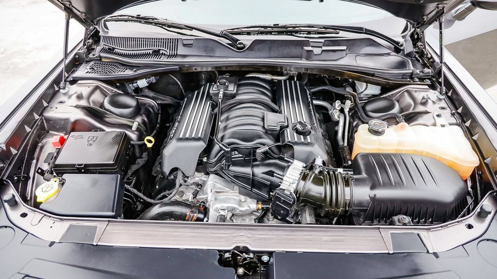 Used 2022 Dodge Challenger R/T Scat Pack RWD image 31