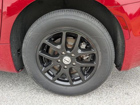 Used 2024 Chrysler Pacifica Touring-L FWD image 20