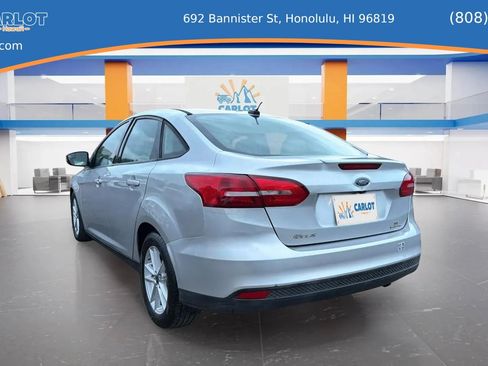 Used 2015 Ford Focus SE FWD image 6