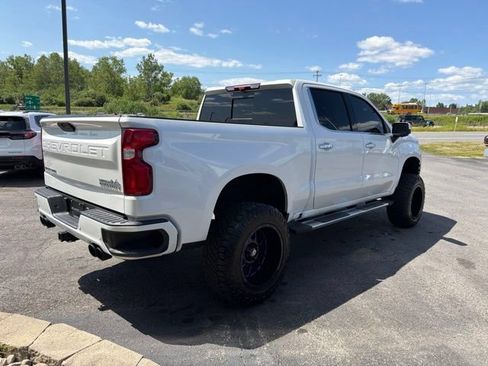 Used 2021 Chevrolet Silverado 1500 High Country w/ Technology Package AWD/4WD image 5