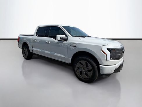 Used 2023 Ford F150 Lightning Lariat w/ Equipment Group 511A High AWD/4WD image 3