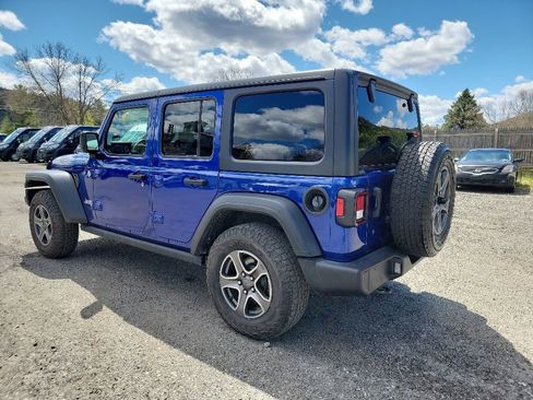 Used 2019 Jeep Wrangler Unlimited Sport S AWD/4WD image 7
