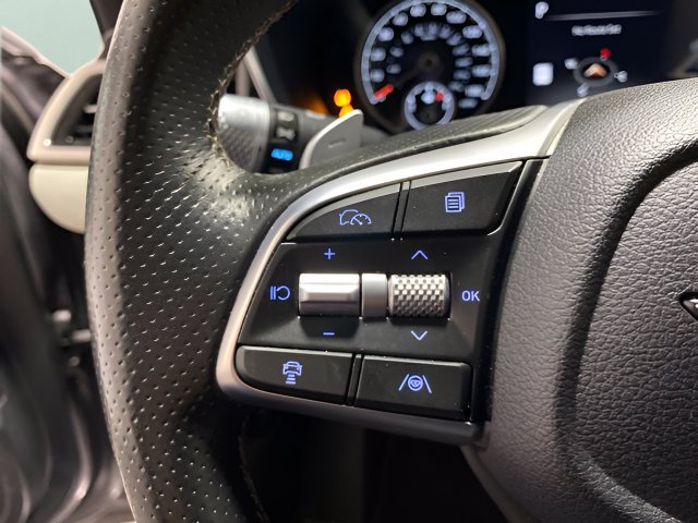 Used 2025 Genesis G70 2.5T AWD/4WD image 14