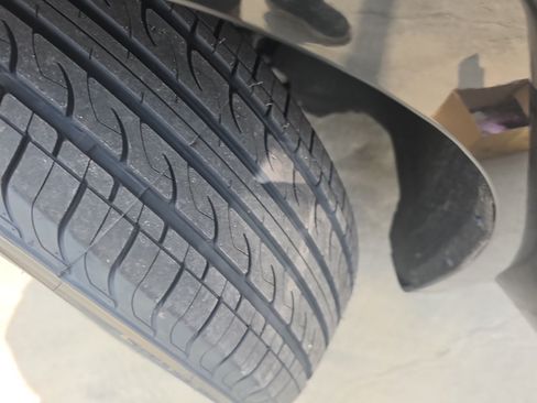 Used 2023 Chrysler Pacifica Touring-L FWD image 17