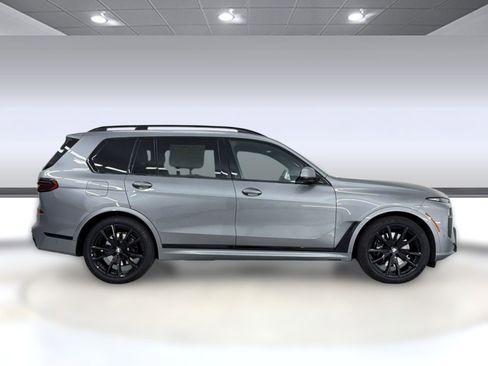 Certified 2024 BMW X7 xDrive40i w/ Executive Package image 8