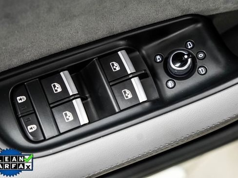 Used 2025 Audi SQ7 Premium Plus w/ Executive Package image 45