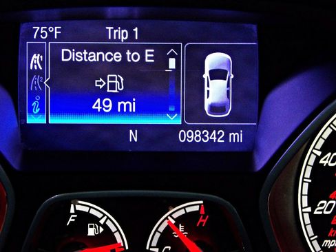 Used 2013 Ford Focus ST FWD image 14