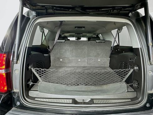Used 2016 Chevrolet Suburban LT w/ Luxury Package AWD/4WD image 30