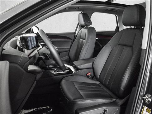Certified 2025 Audi Q5 Premium w/ Convenience Package AWD/4WD image 17