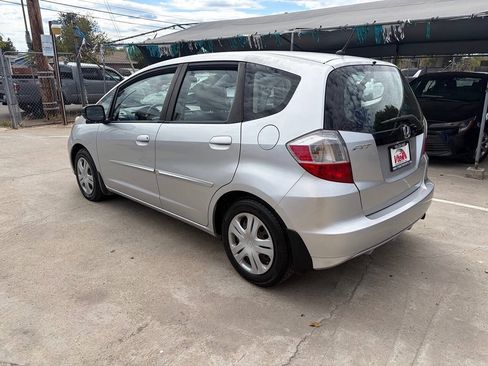Used 2011 Honda Fit image 3