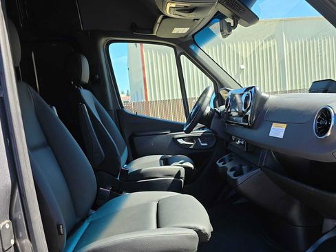 Used 2026 Mercedes-Benz Sprinter 2500 image 11