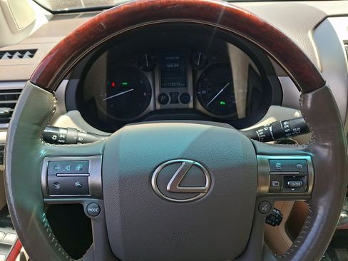Used 2018 Lexus GX 460 Premium w/ Premium Package AWD/4WD image 21