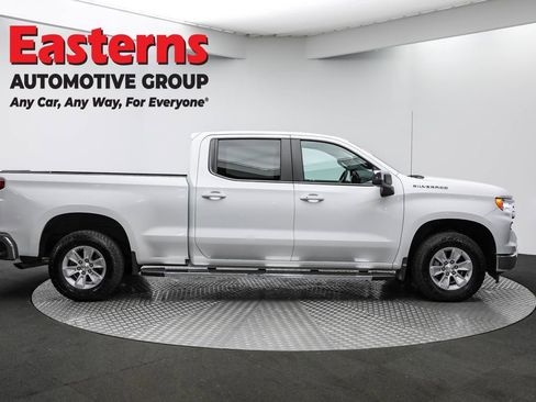 Used 2024 Chevrolet Silverado 1500 LT w/ Protection Package image 4