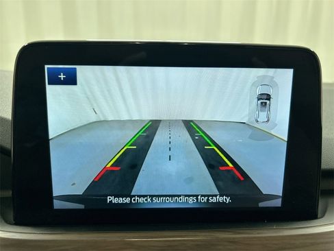 Used 2020 Ford Escape Titanium image 15