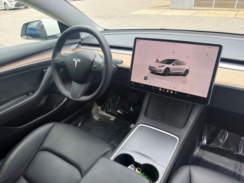 Used 2023 Tesla Model 3 Standard Range RWD image 21