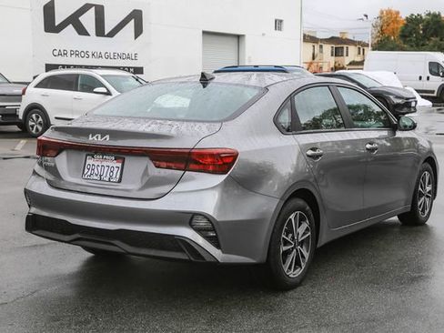 Certified 2022 Kia Forte LXS w/ LXS Technology Package image 10