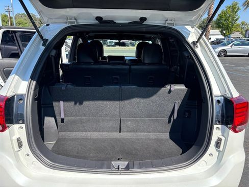 Used 2019 Mitsubishi Outlander LE FWD image 13