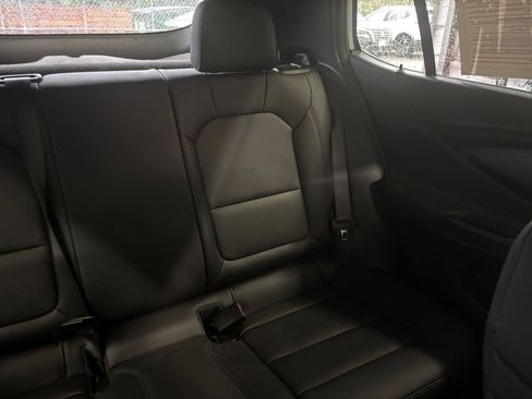 Used 2025 Buick Envista Sport Touring FWD image 37
