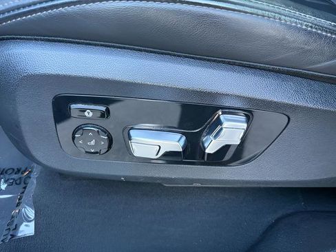 Used 2023 BMW X6 xDrive40i image 10