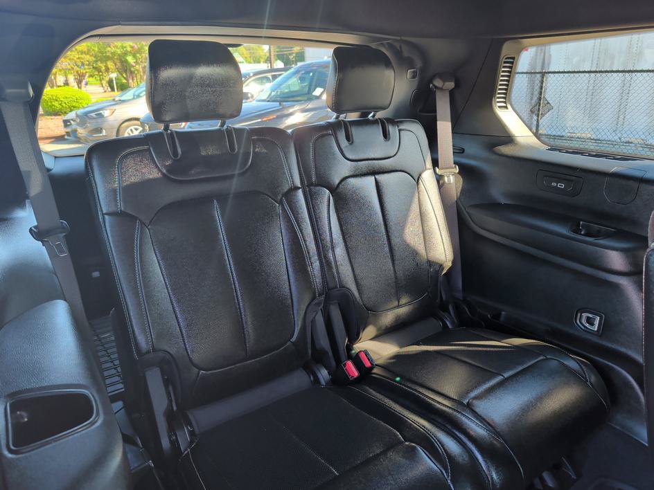 Used 2025 Jeep Grand Cherokee L Limited w/ Luxury Tech Group II AWD/4WD image 14