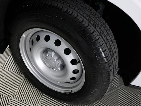 Used 2025 Ford Maverick XL w/ Equipment Group 102A image 39